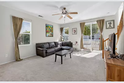 131 Chelwood Lane, Sacramento, CA 95823 - Photo 5