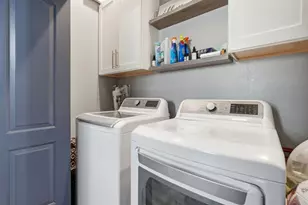 2172 7th Ave, Sacramento, CA 95818 - Photo 45