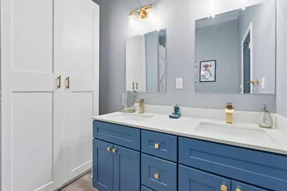 2172 7th Avenue, Sacramento, CA 95818 - Photo 49