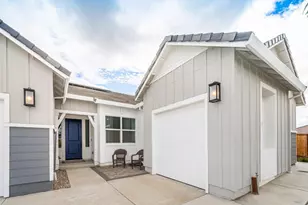 8471 Tulip Ct, Roseville, CA 95747 - Photo 5