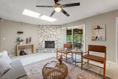 8285 Mercer Way, Fair Oaks, CA 95628 - Photo 17