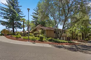 8285 Mercer Way, Fair Oaks, CA 95628 - Photo 39
