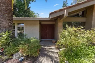 8285 Mercer Way, Fair Oaks, CA 95628 - Photo 3