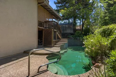 8285 Mercer Way, Fair Oaks, CA 95628 - Photo 37