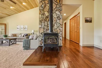 13868 Hemlock Drive, Penn Valley, CA 95946 - Photo 21