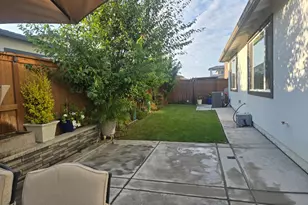 5907 Bonneville, Sacramento, CA 95835 - Photo 63