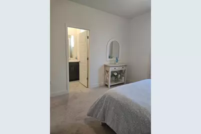 5907 Bonneville, Sacramento, CA 95835 - Photo 33