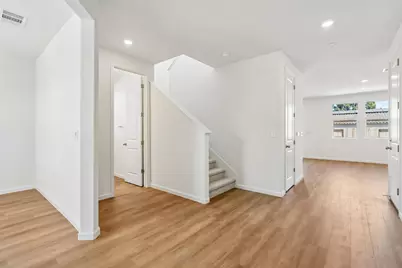 2321 E Amboy Avenue, Stockton, CA 95206 - Photo 5