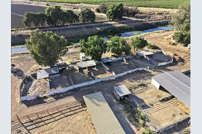 3943 W California Ave, Tracy, CA 95304 - Photo 3