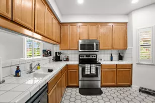 2561 Central Park Dr, Lodi, CA 95242 - Photo 7