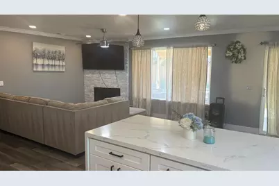 7201 Candlestick Way, Sacramento, CA 95842 - Photo 11