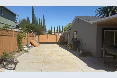 7201 Candlestick Way, Sacramento, CA 95842 - Photo 17