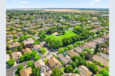 2529 Dinwiddie Way, Elk Grove, CA 95758 - Photo 41