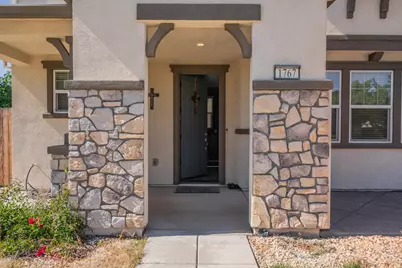 1767 W Woodward Avenue, Manteca, CA 95337 - Photo 5