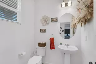 1767 W Woodward Ave, Manteca, CA 95337 - Photo 29