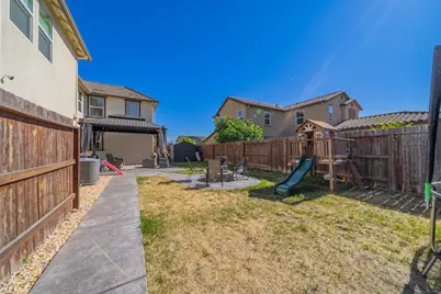 1767 W Woodward Avenue, Manteca, CA 95337 - Photo 41