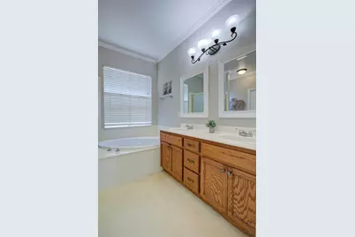 1704 Nutshell Court, Hughson, CA 95326 - Photo 37