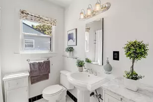 1864 46th St, Sacramento, CA 95819 - Photo 25
