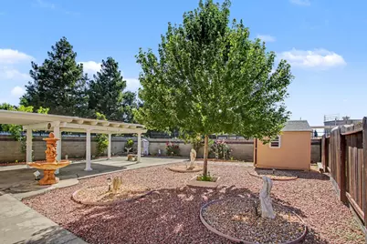 10115 Hampton Oak Drive, Elk Grove, CA 95624 - Photo 37