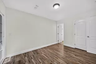 7325 Skander Way, Sacramento, CA 95828 - Photo 31