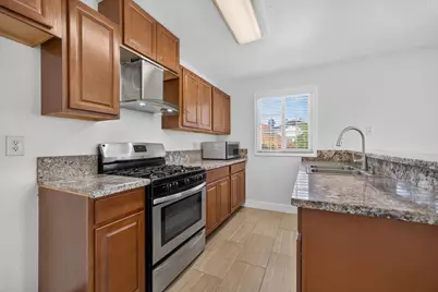 7325 Skander Way, Sacramento, CA 95828 - Photo 3
