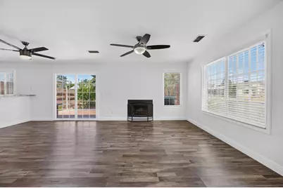 7325 Skander Way, Sacramento, CA 95828 - Photo 11