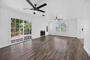 7325 Skander Way, Sacramento, CA 95828 - Photo 15