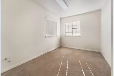 646 El Camino Avenue, Sacramento, CA 95815 - Photo 21