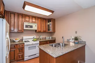 9524 Emerald Park Dr, Elk Grove, CA 95624 - Photo 15