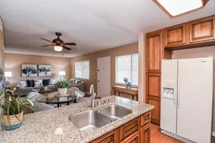 9524 Emerald Park Dr, Elk Grove, CA 95624 - Photo 19