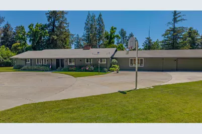 6090 Country Club Place, Merced, CA 95340 - Photo 21