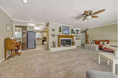 6090 Country Club Place, Merced, CA 95340 - Photo 37