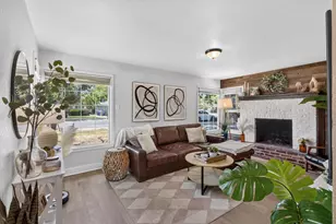 2865 59th St, Sacramento, CA 95817 - Photo 11