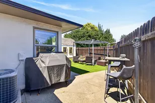 2865 59th St, Sacramento, CA 95817 - Photo 29