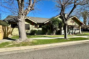 1059 Q St, Newman, CA 95360 - Photo 3
