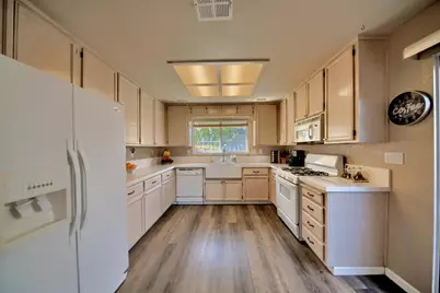 1007 Lourence Drive, Tracy, CA 95376 - Photo 11