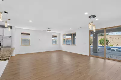 9673 Sedgefield Circle, Elk Grove, CA 95624 - Photo 13