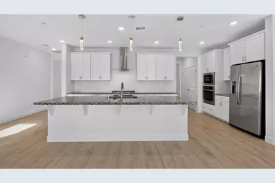 9673 Sedgefield Circle, Elk Grove, CA 95624 - Photo 17