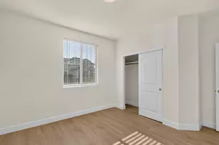 9673 Sedgefield Cir, Elk Grove, CA 95624 - Photo 7