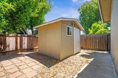 9510 Bismark Place, Stockton, CA 95209 - Photo 33