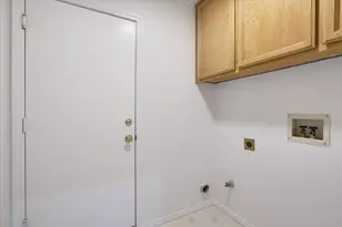 1243 Canevari Dr, Roseville, CA 95747 - Photo 37