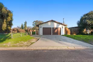 1636 Cameo Way, Modesto, CA 95350 - Photo 1
