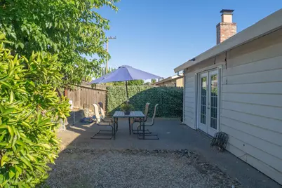5940 Green Glen Way, Sacramento, CA 95842 - Photo 19