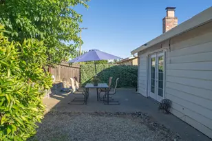 5940 Green Glen Way, Sacramento, CA 95842 - Photo 19