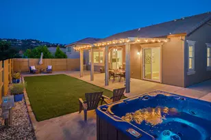 679 Lefevre Dr, Folsom, CA 95630 - Photo 25