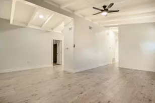 2323 Del Rio Dr, Stockton, CA 95204 - Photo 5