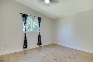 2323 Del Rio Dr, Stockton, CA 95204 - Photo 19