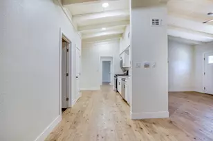 2323 Del Rio Dr, Stockton, CA 95204 - Photo 7