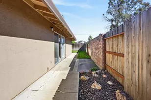 1917 Belcot Rd, Sacramento, CA 95825 - Photo 23