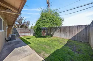 1917 Belcot Rd, Sacramento, CA 95825 - Photo 21